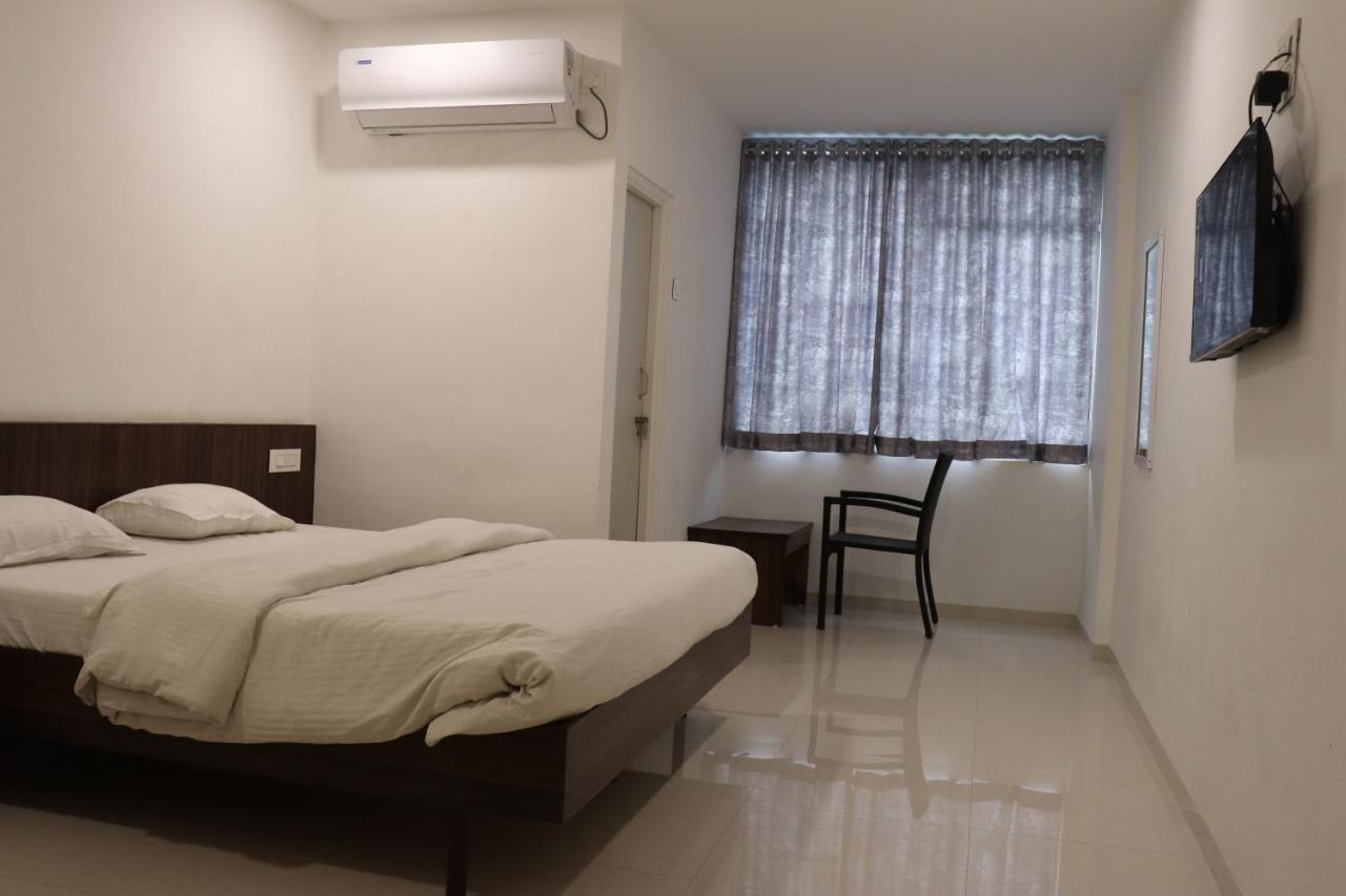 Hotel New Samrat Aurangábád Kültér fotó