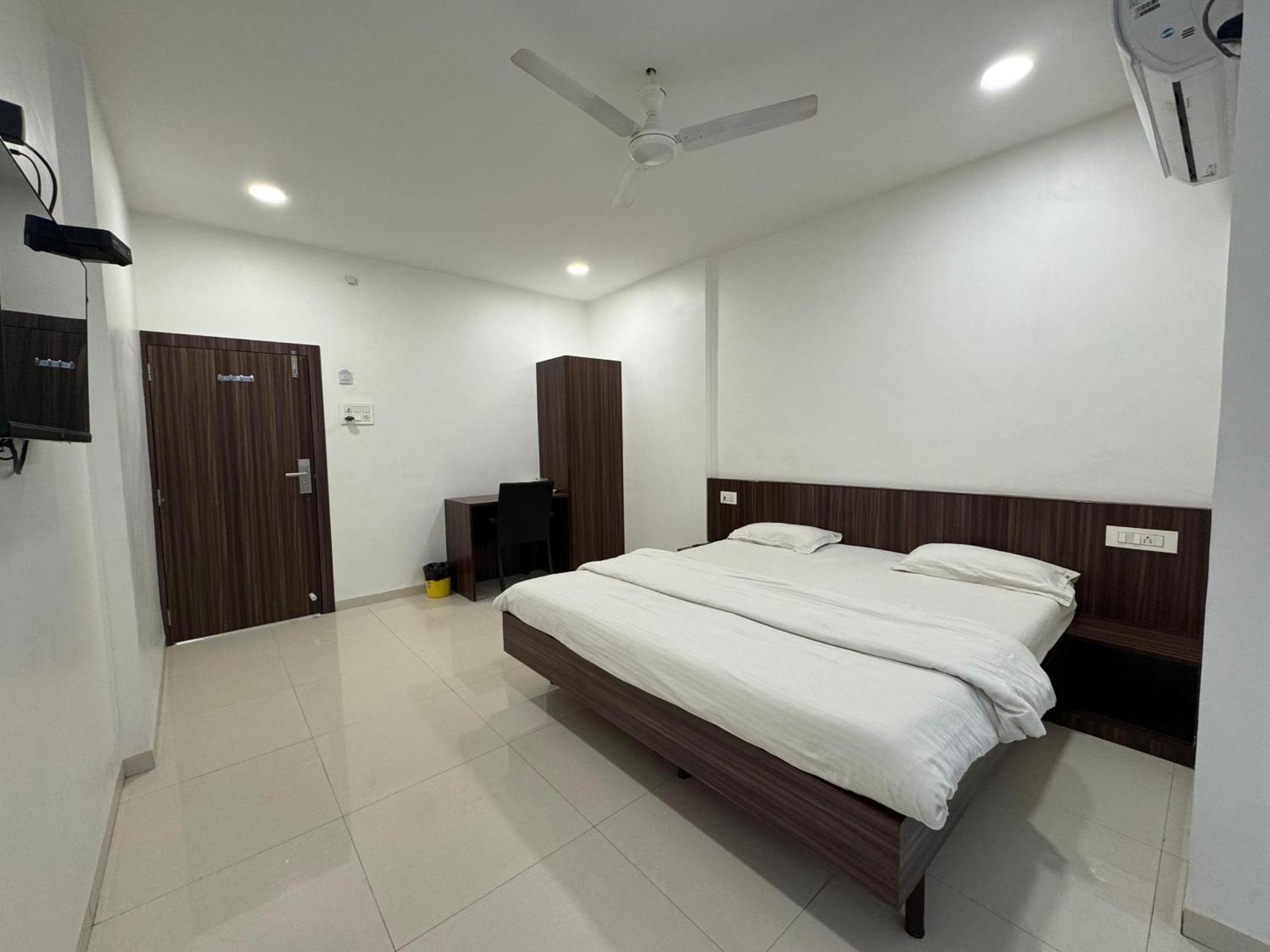 Hotel New Samrat Aurangábád Kültér fotó