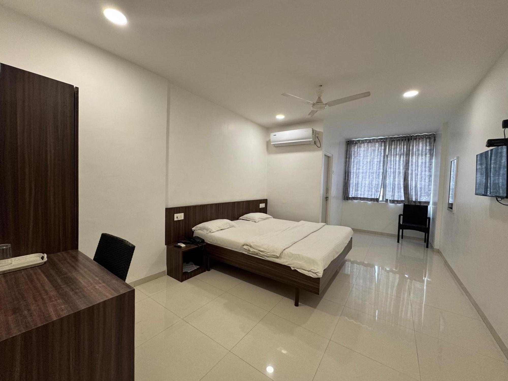 Hotel New Samrat Aurangábád Kültér fotó