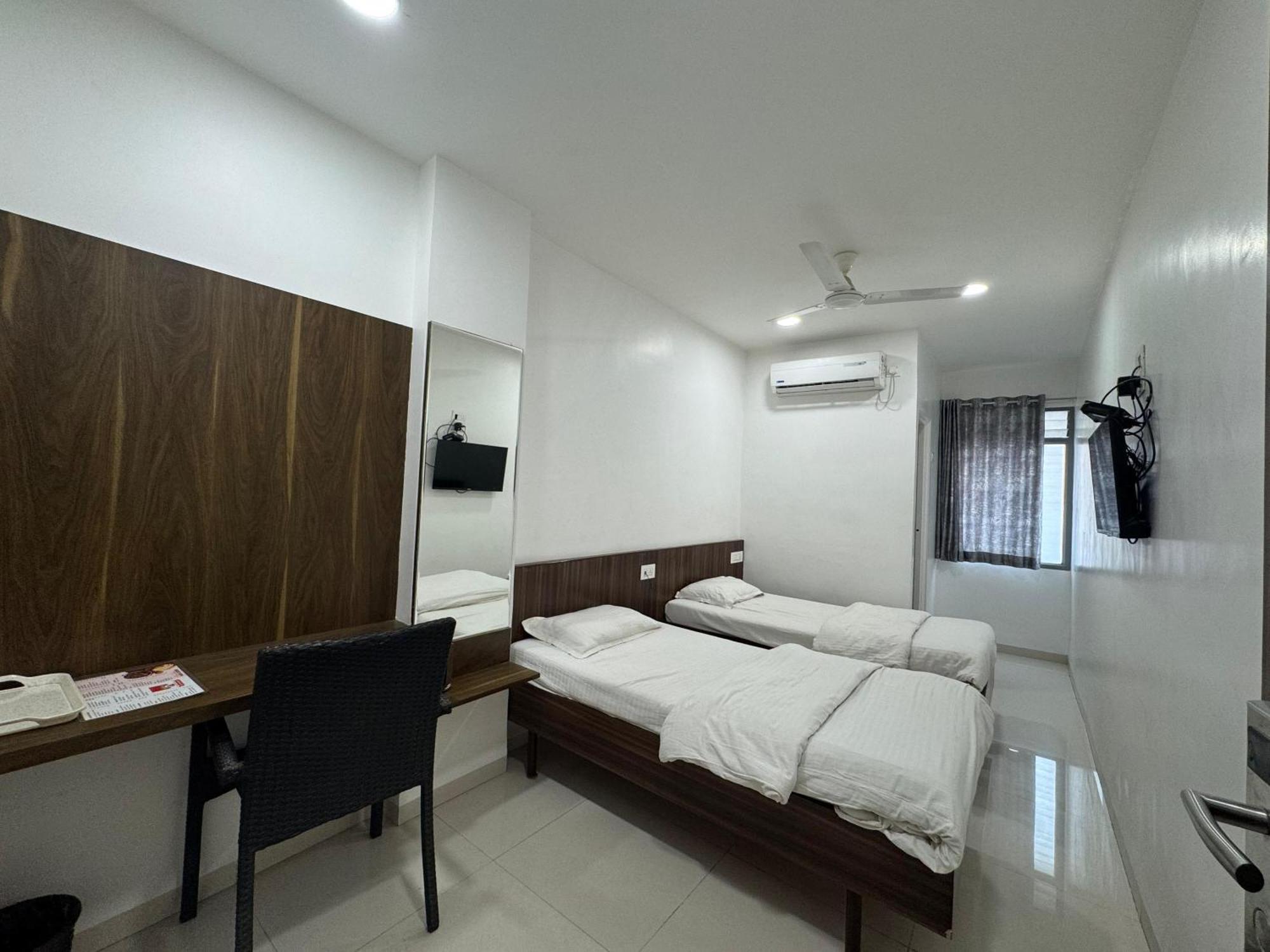 Hotel New Samrat Aurangábád Kültér fotó